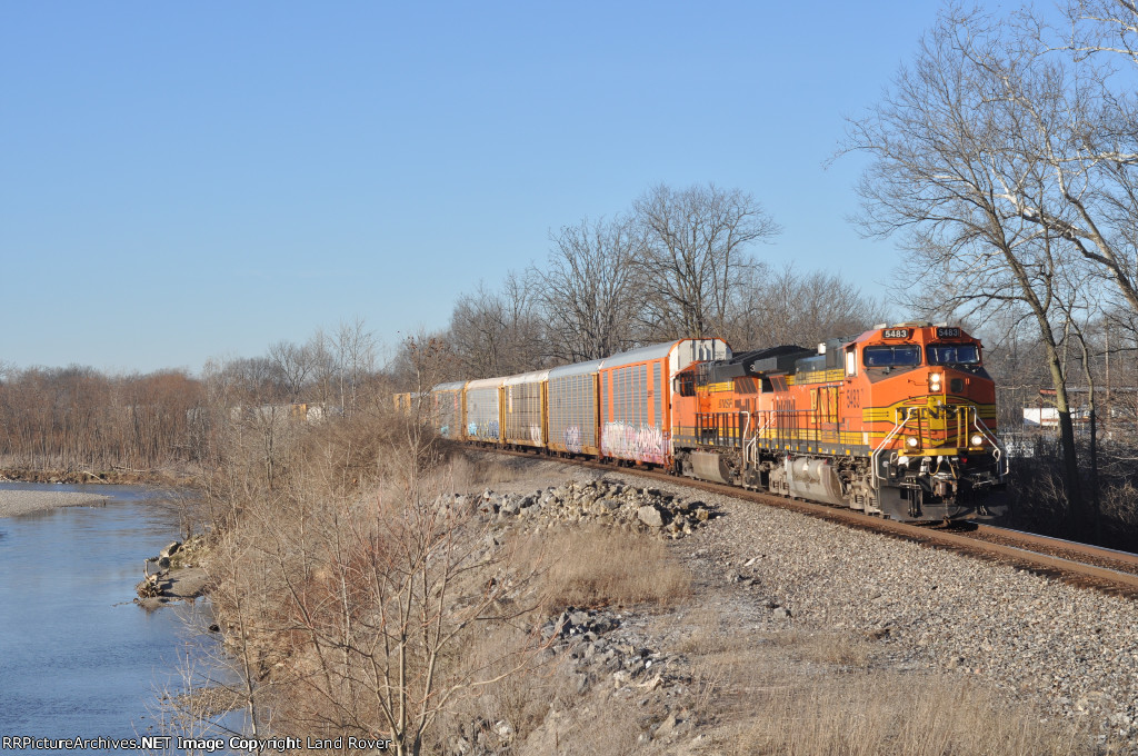 BNSF 5483 East